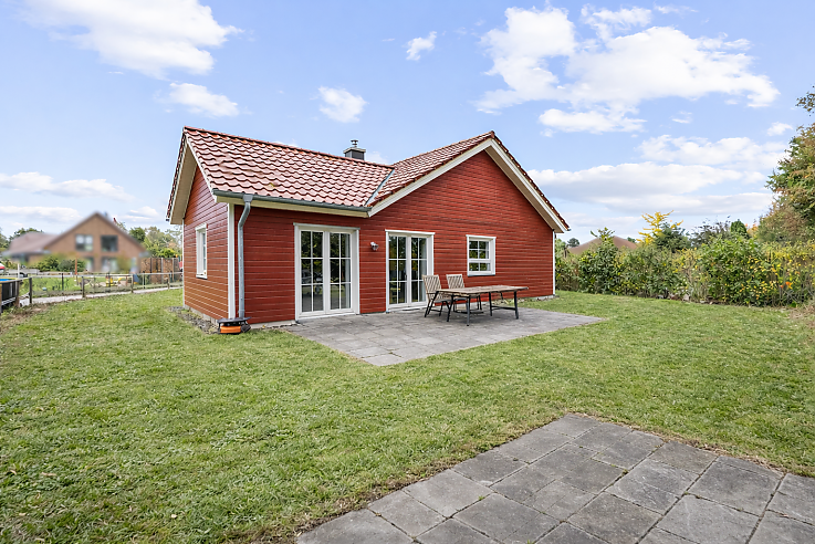 Terrasse in barrierearmen Bungalow A+ Effizienzhaus Allertal 