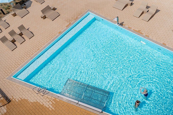 Wellness- und Spa-Bereich mit Pool und Saunen an der Ostsee