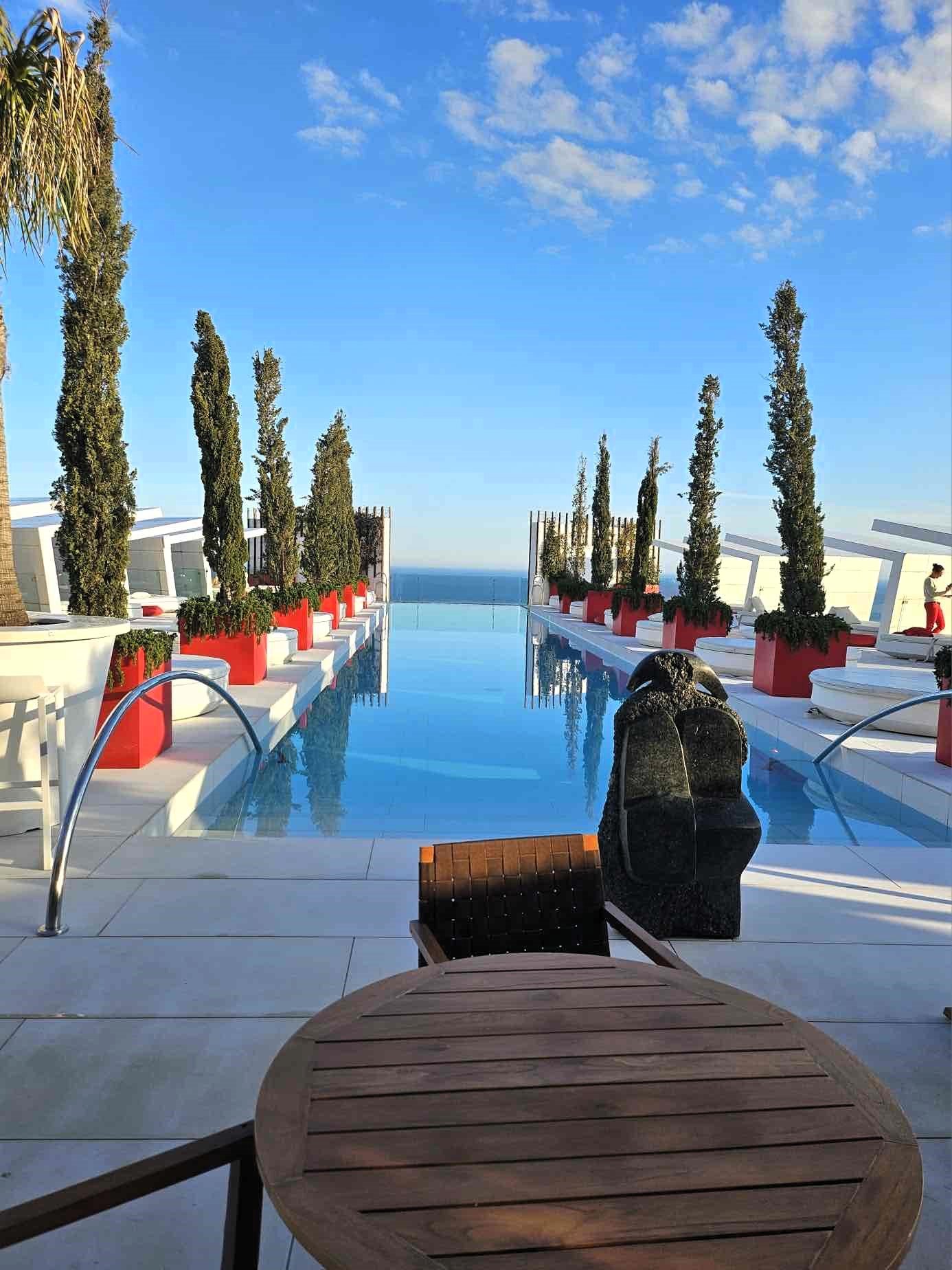 Infinity-Pool mit Meerblick in der Wohnanlage an der Costa del Sol � von Wedel Ferien- und Investmentimmobilien