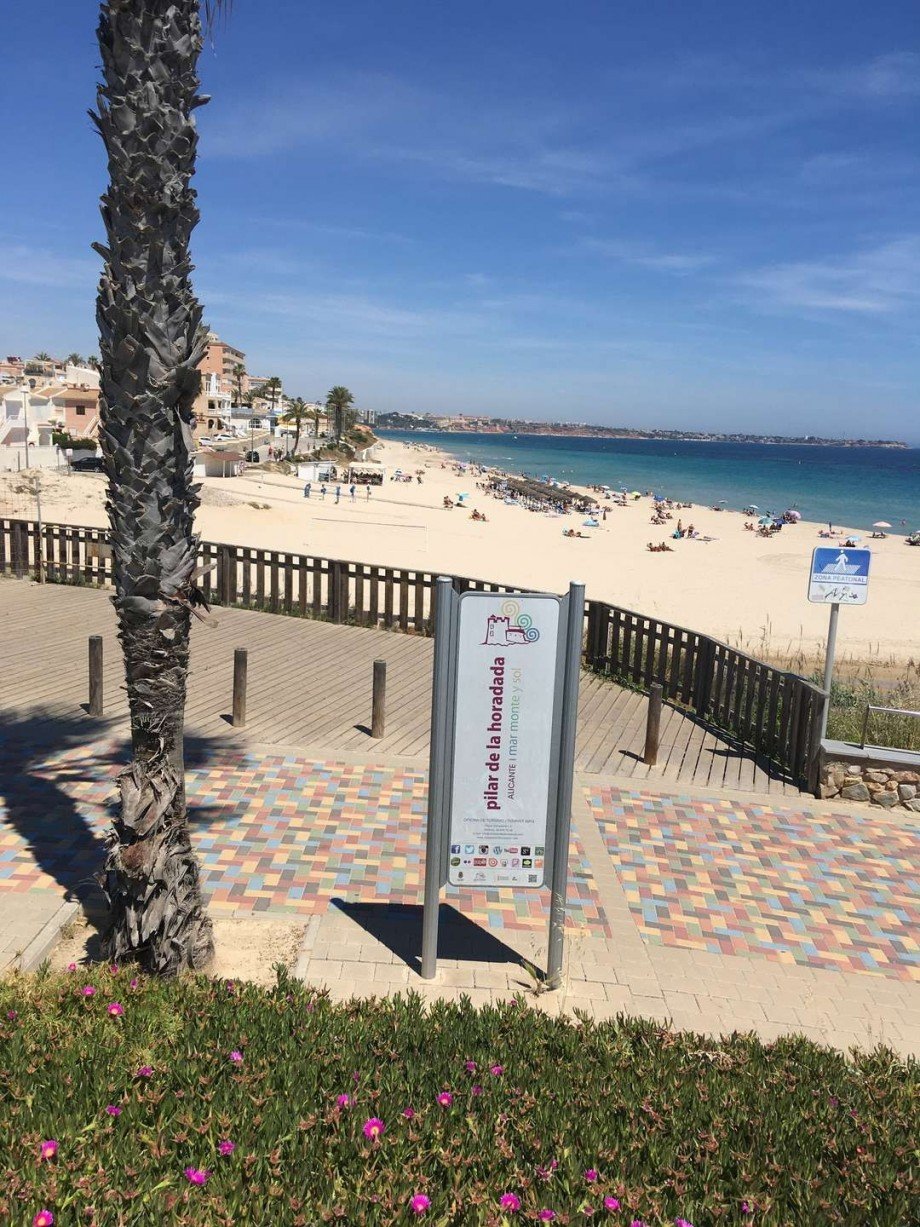Strand bei der Anlage Terrassenwohnung Mil Palmeras