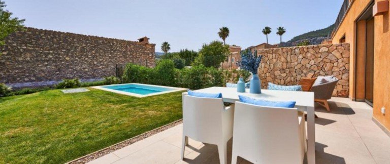  Es Capdella - Mallorca Doppelhaush�lfte Mallorca: Traumhafte Neubau-DHH in malerischem Dorf - komplett m�bliert, schl�sselfertig!